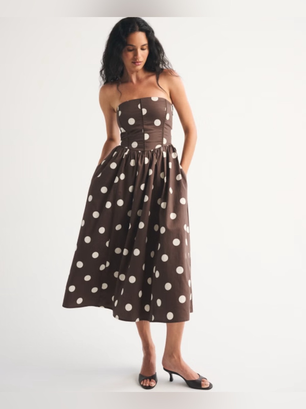 Abercrombie & Fitch - Bra-Free Dipped Waist Midi Dress - Brown Polka Dot